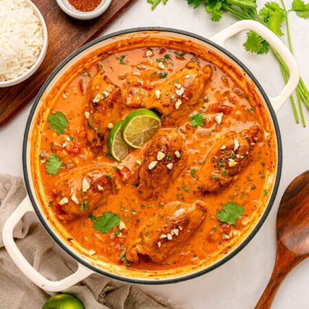 Skillet Chicken Thighs overhead.