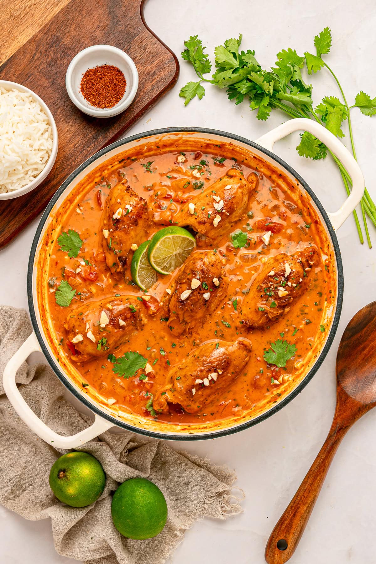 Skillet chicken thighs ready to serve.