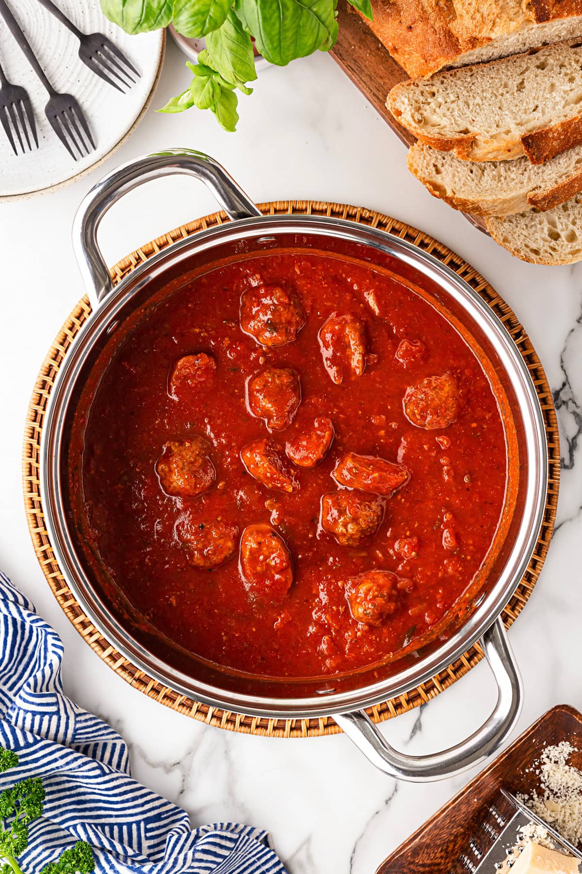 Finished sauce. 