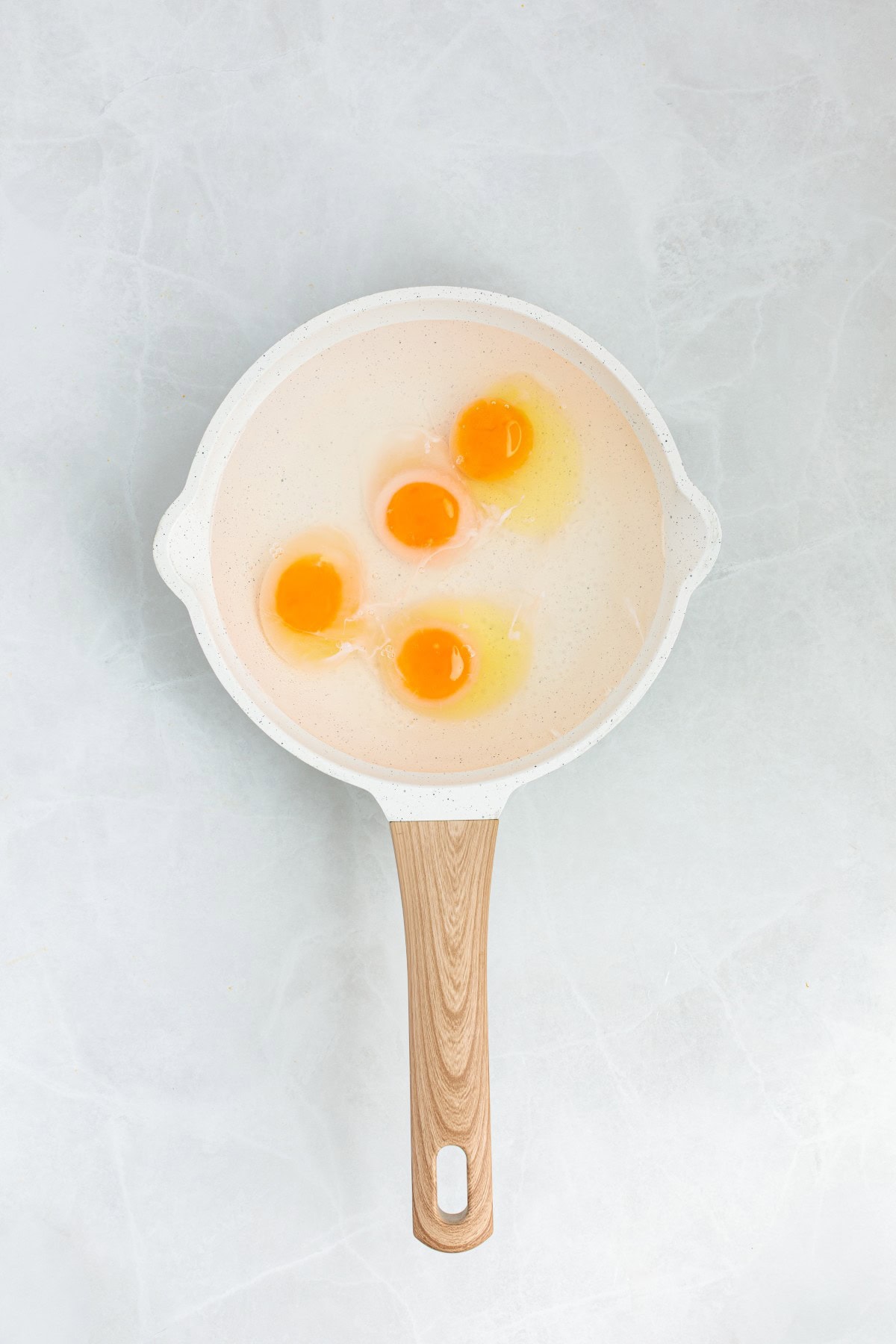 All eggs poaching. 