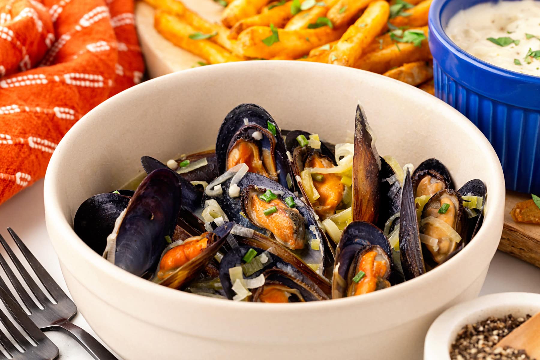 Mussels in White Wine Sauce in a bowl. 