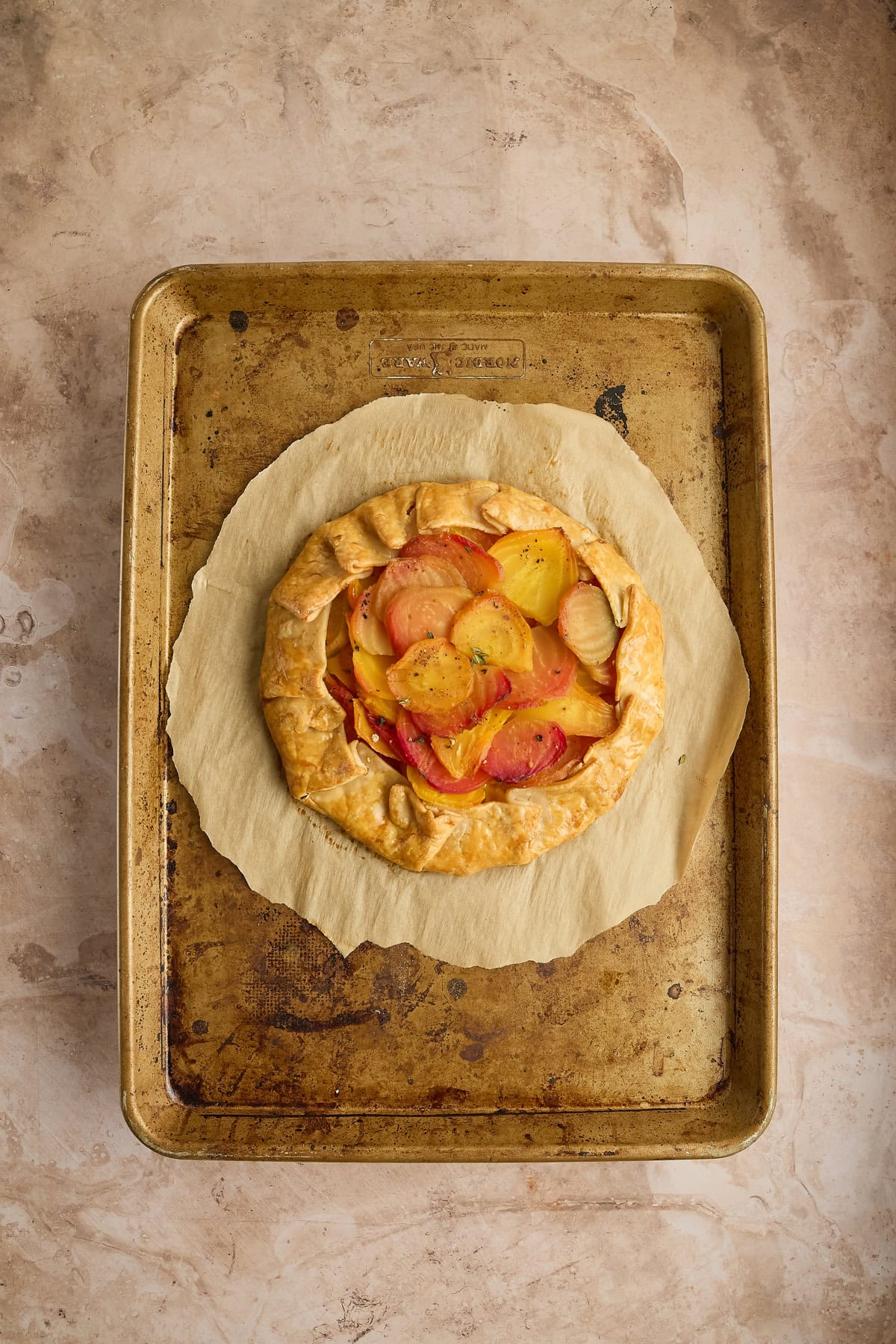 Beet crostata baked.