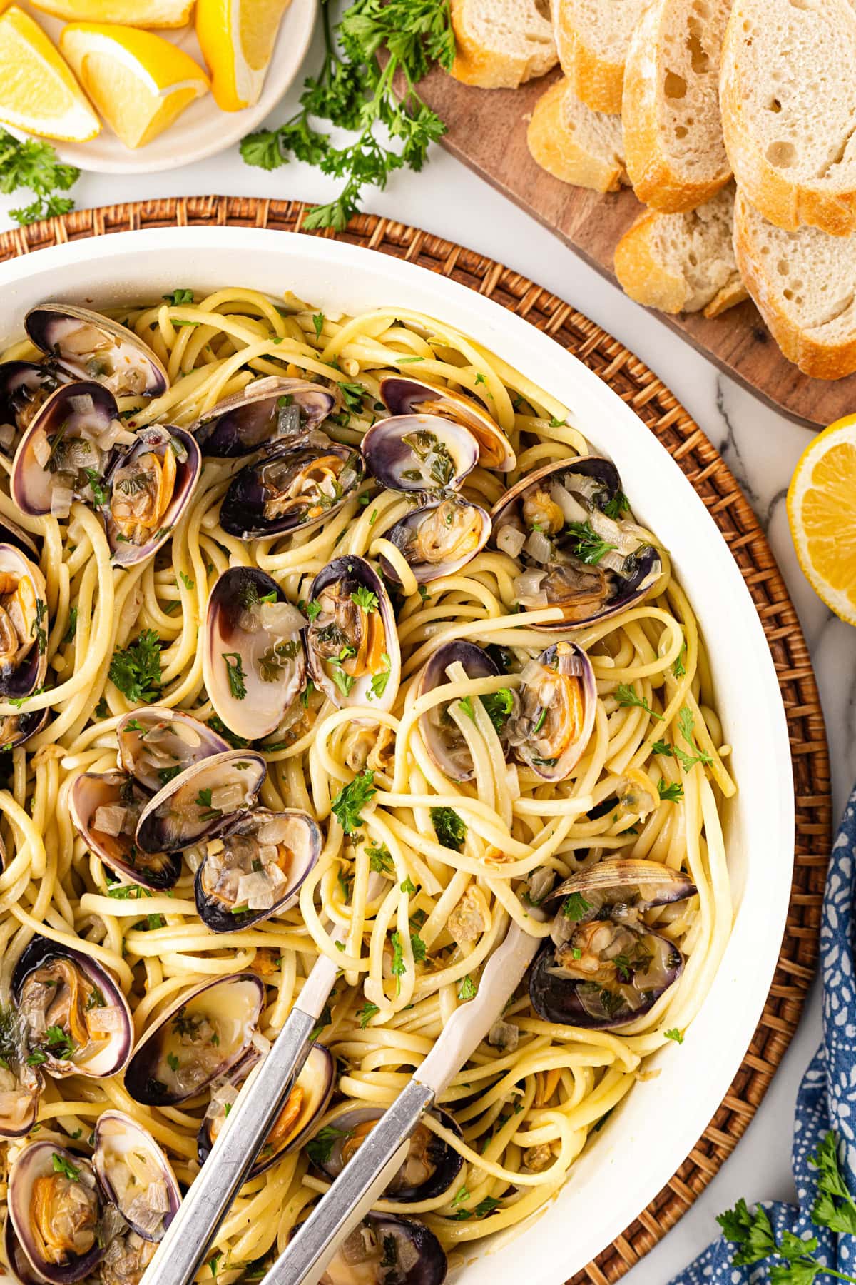 Tongs in pasta. 