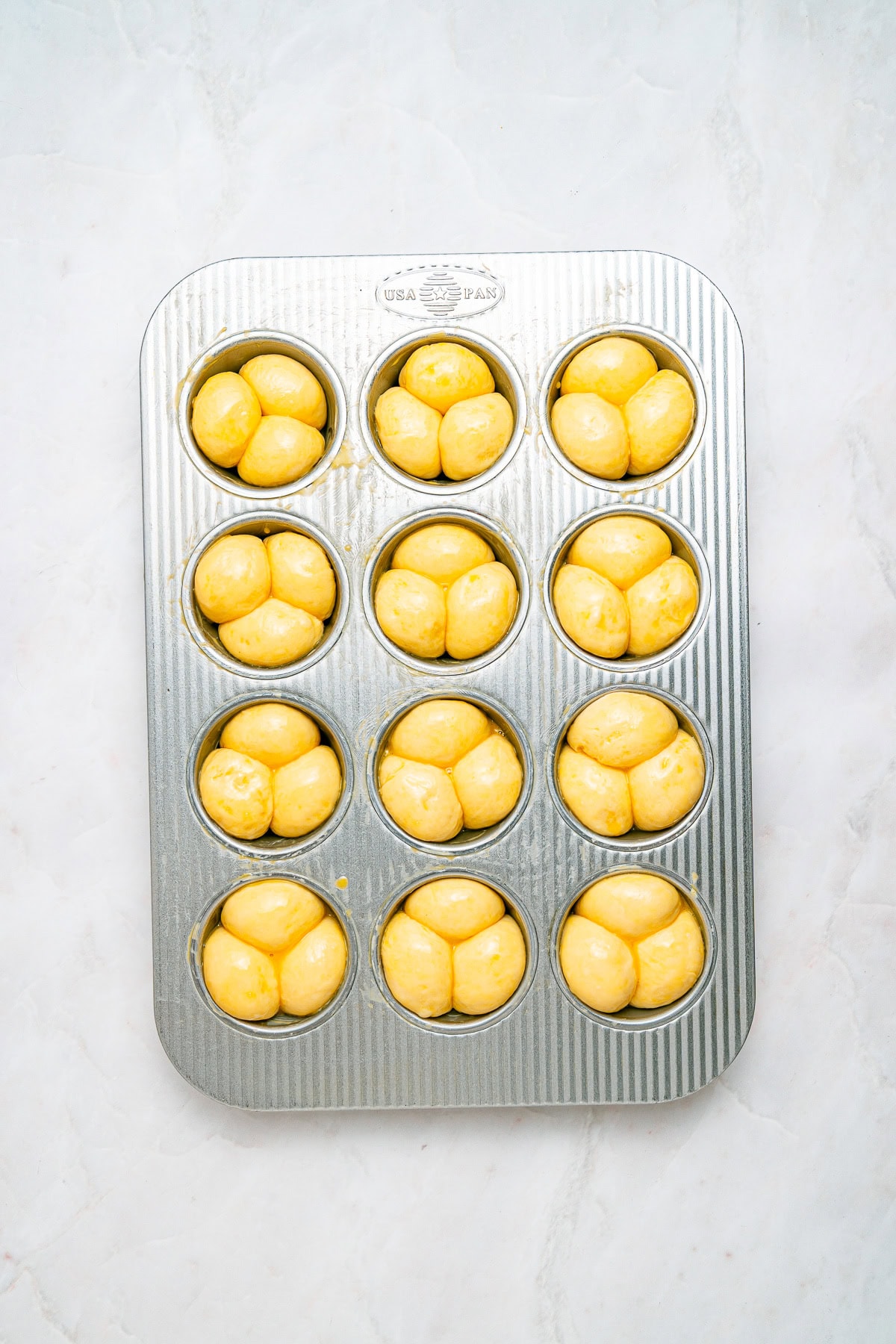 Rolls after the seconds rise.