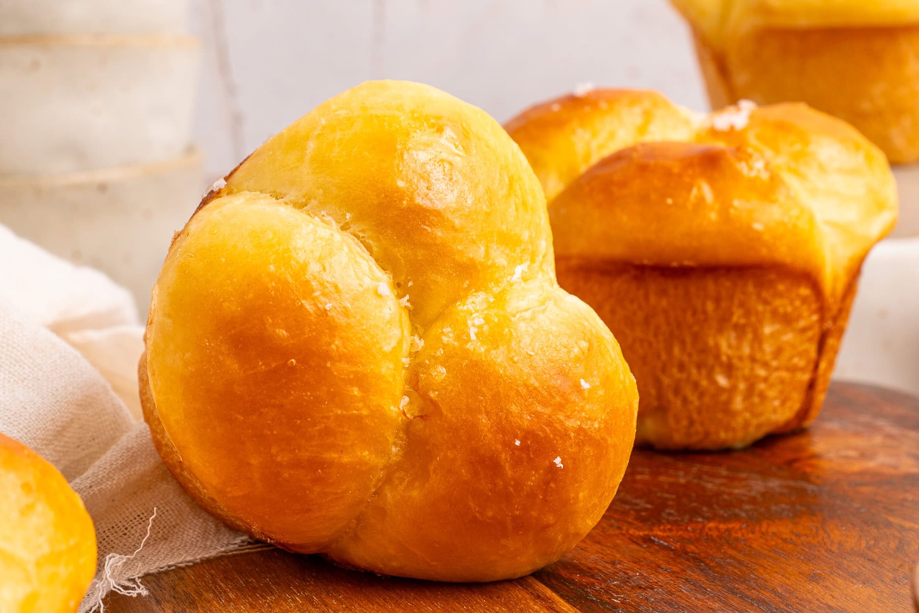 Close-up of a cloverleaf roll.